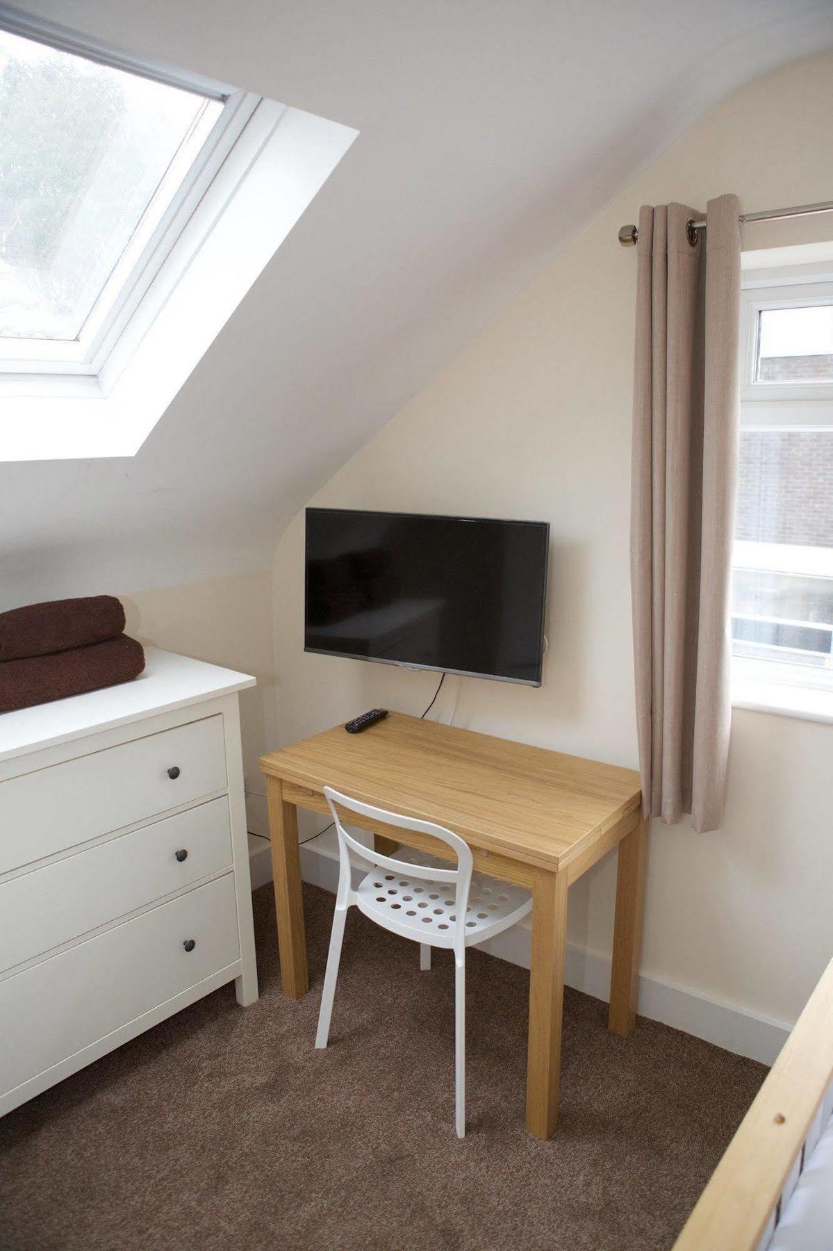 Bristol Serviced Lets - 152/154 Bath Road Esterno foto