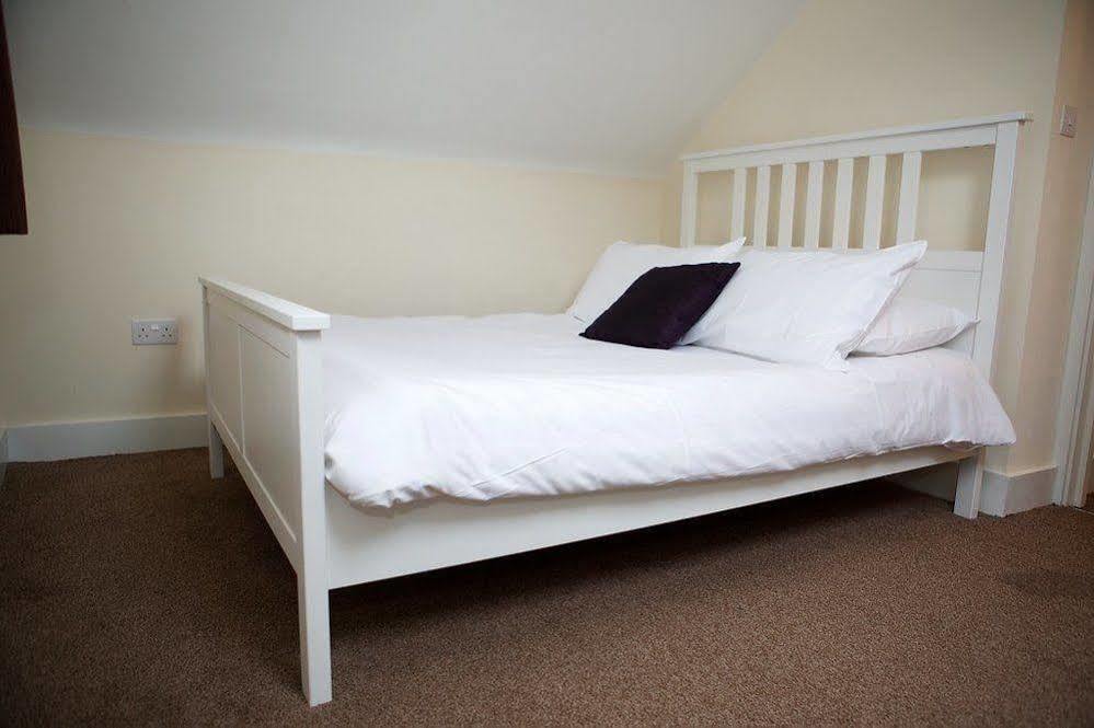 Bristol Serviced Lets - 152/154 Bath Road Esterno foto