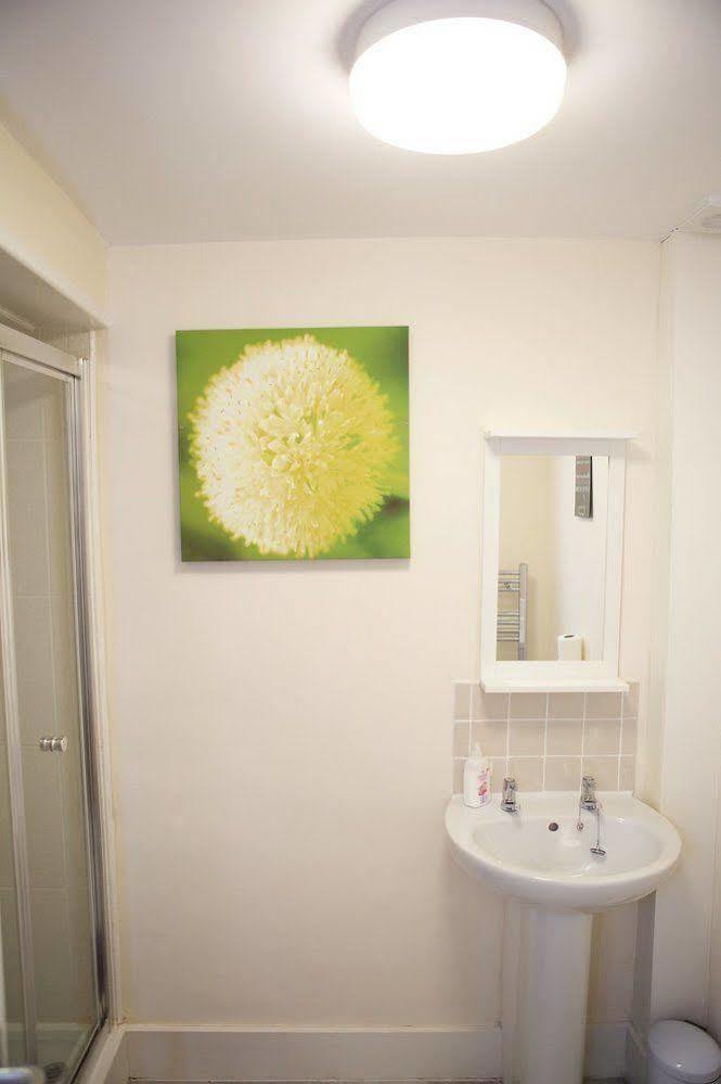 Bristol Serviced Lets - 152/154 Bath Road Esterno foto