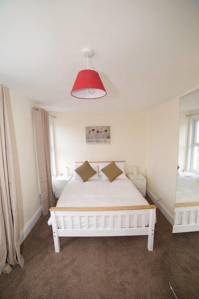 Bristol Serviced Lets - 152/154 Bath Road Esterno foto